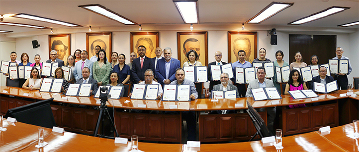 071025-CERTIFICACION-1