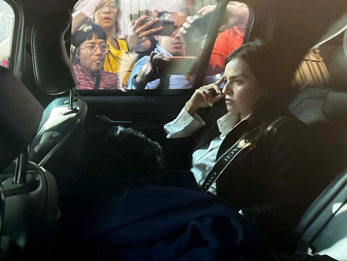 grecia-quiroz-viuda-de-carlos-manzo-asumira-como-alcaldesa-de-uruapan_0a7e9155-b9c1-4c4d-97c9-530af0b4c65a_medialjnimgndimage=fullsize (1)